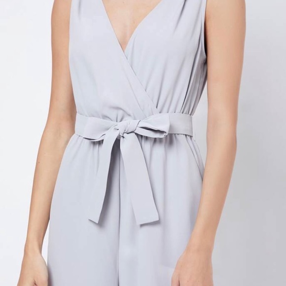 🎈 $5  Belted Dress Romper 🎈 - Picture 10 of 10